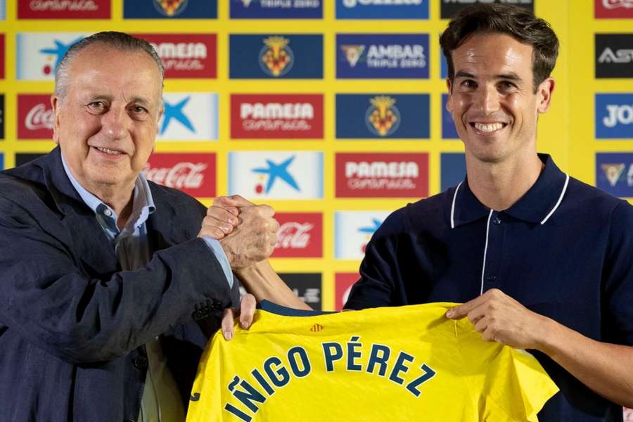 Iñigo Pérez, con Fernando Roig