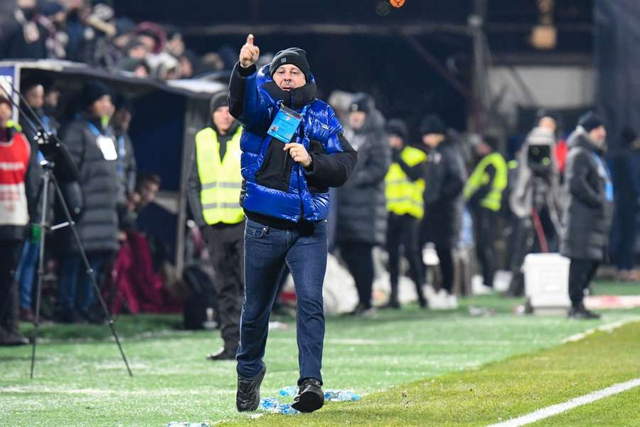 Rapid București - Gloria Buzău 2-0