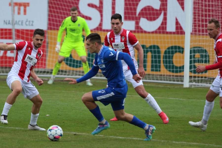 Táborsko zničilo Žižkov 6:1.