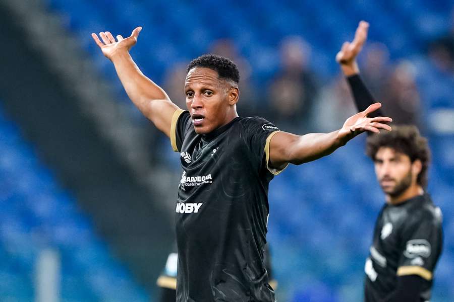 Espulso contro la Lazio, il cagliaritano Yerri Mina non ci sarà contro il Milan