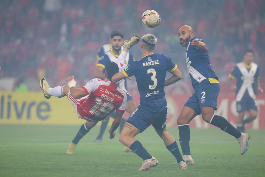 Internacional não conseguiu vencer o Rosario Central no Beira-Rio