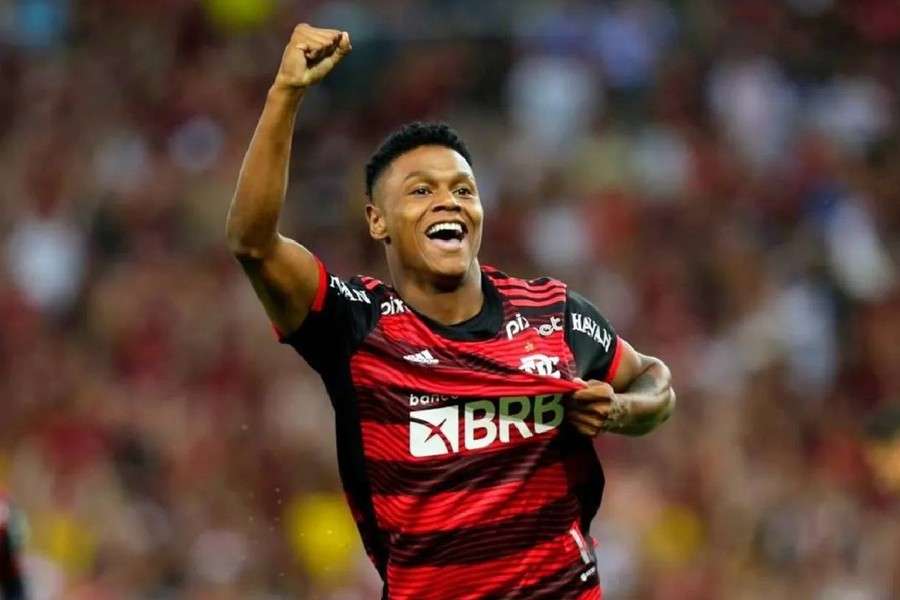 Sporting está interessado na contratação de Wesley, do Flamengo