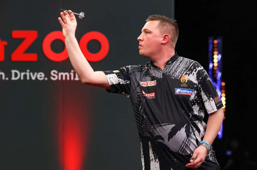 Premier League Darts dag 1: Van den Bergh is Clayton opnieuw de baas op een major