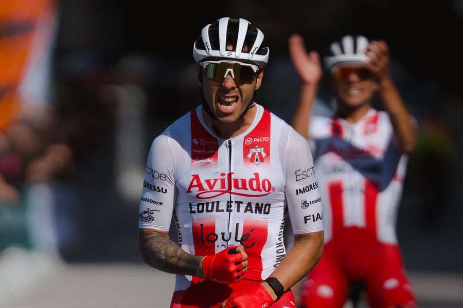 Nicolás Tivani triunfa na Clássica da Primavera
