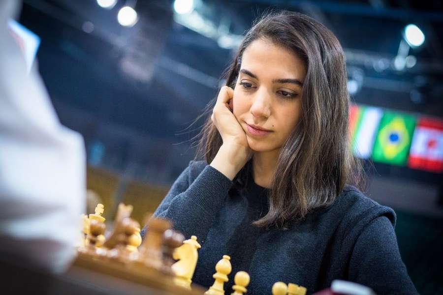 Sara Khademalsharieh disputou o Mundial de partidas rápidas sem o "hijab"