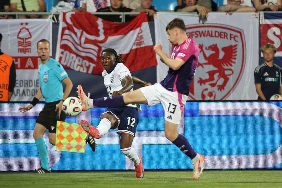Germania U21 a învins Anglia U21 cu 2-1, nemții având procentaj perfect în Grupa B