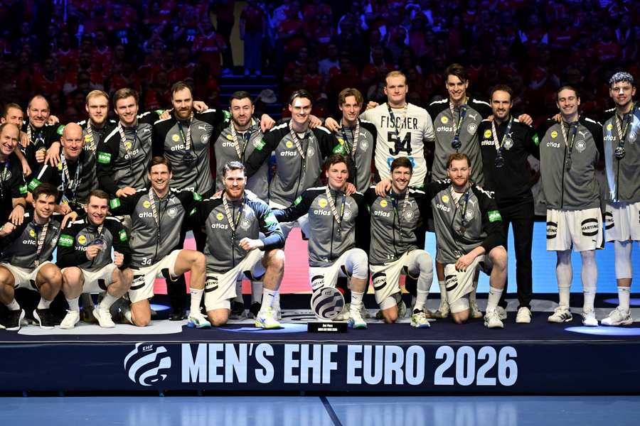 Größtenteils gute Laune nach dem Finale bei den deutschen Silbermedaillengewinnern