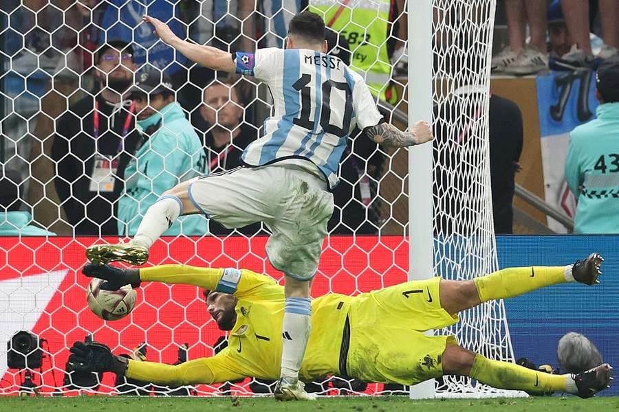 Messi marcó el tercer gol de Argentina.