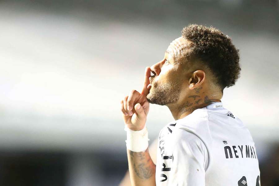 Neymar ce jeudi. Neymar ce jeudi.