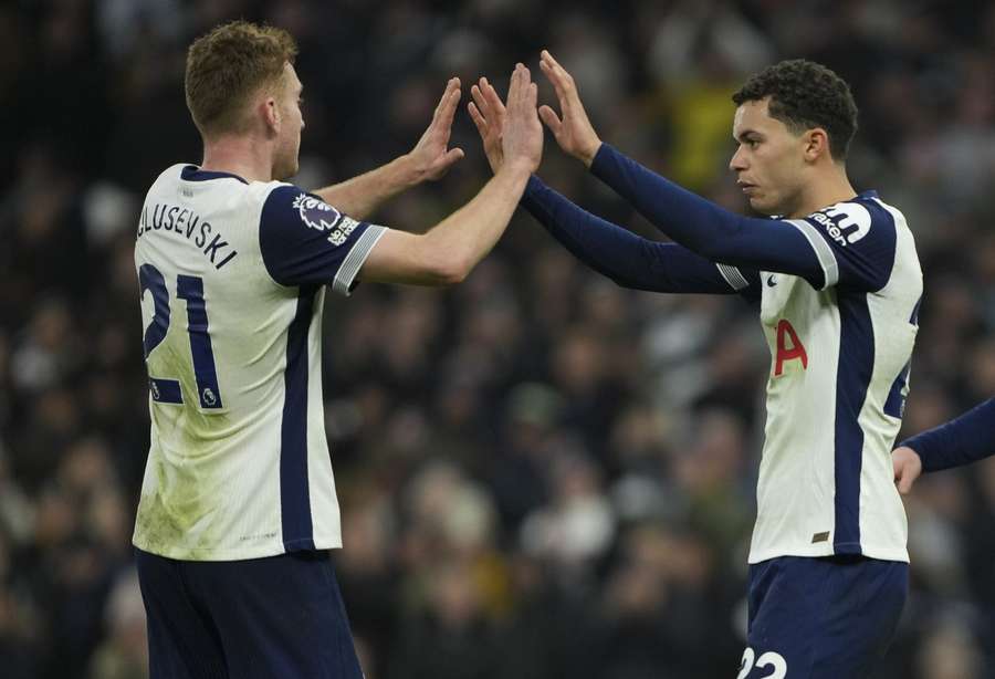 Kulusevski (L) celebrates with Johnson