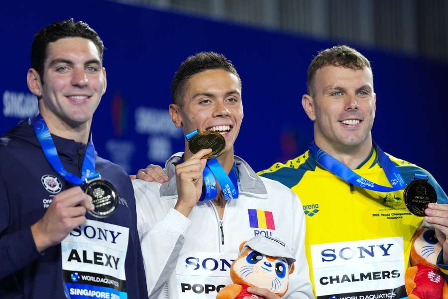 David Popovici alături de Jack Alexy și Kyle Chalmers David Popovici alături de Jack Alexy și Kyle Chalmers