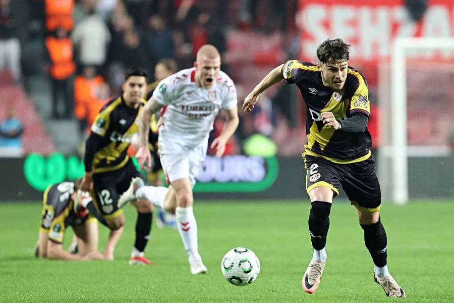 Andrei Rațiu, în timpul partidei cu Samsunspor