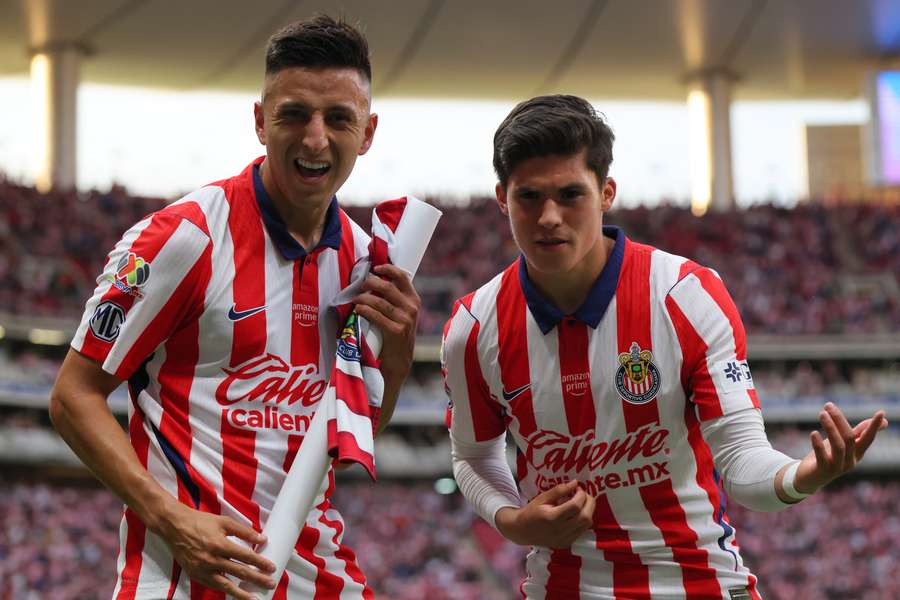 Las Chivas ganan por la mínima Las Chivas ganan por la mínima