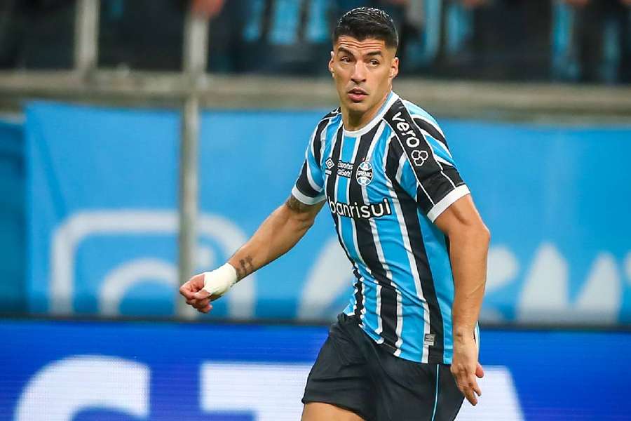 Suárez tem contrato com o Grémio