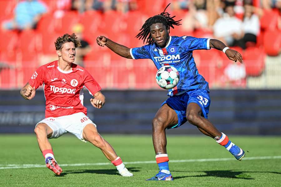 Neil Glossoa (vpravo) patří mezi největší objevy Chance Ligy. Neil Glossoa (vpravo) patří mezi největší objevy Chance Ligy.