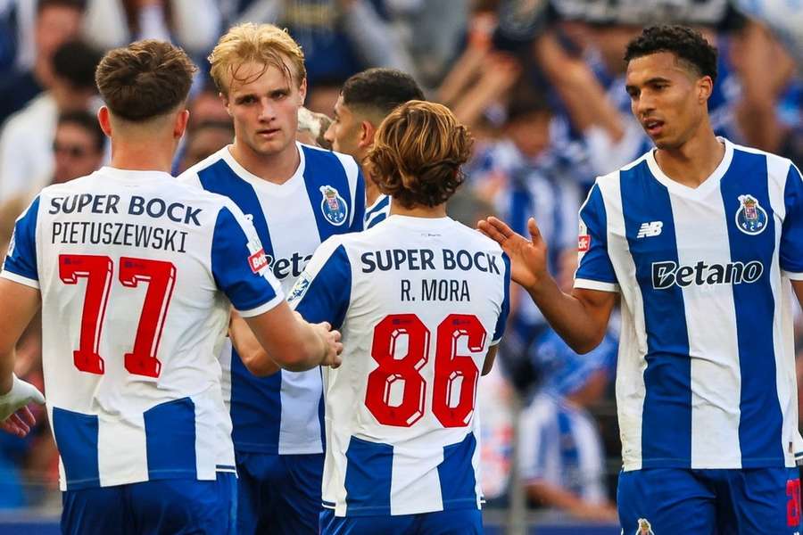 FC Porto celebra um golo FC Porto celebra um golo
