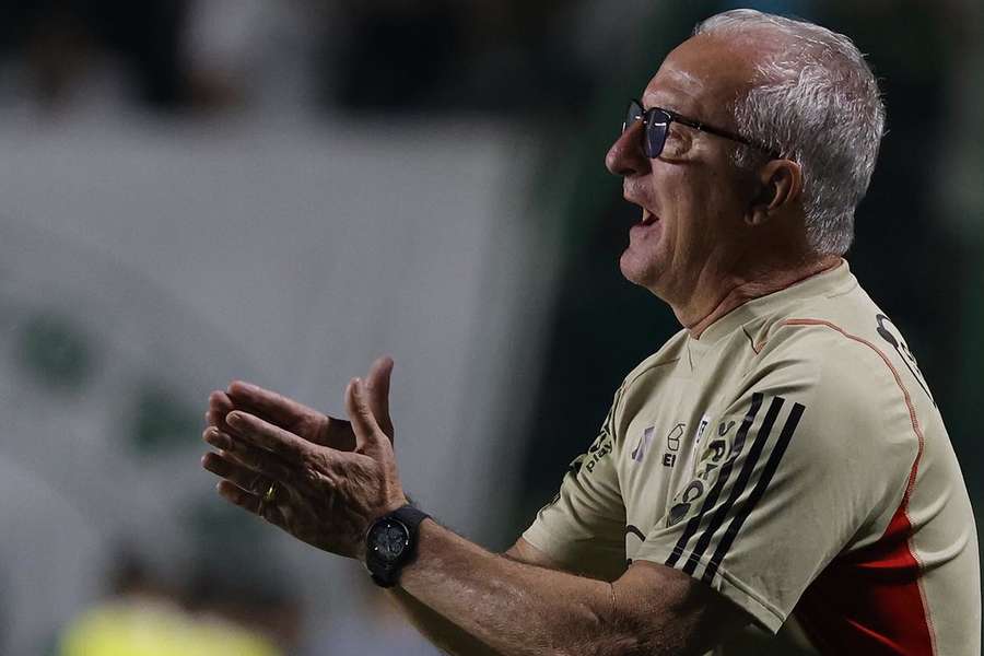 O time de Dorival não ganha de ninguém fora do Morumbi