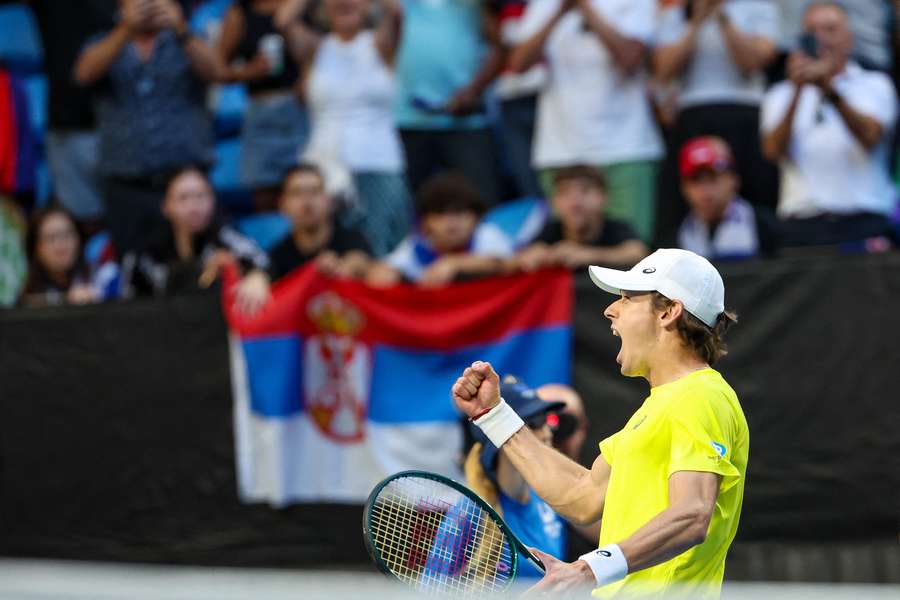 Alex De Minaur îi administrează prima înfrângere lui Novak Djokovic în 2024