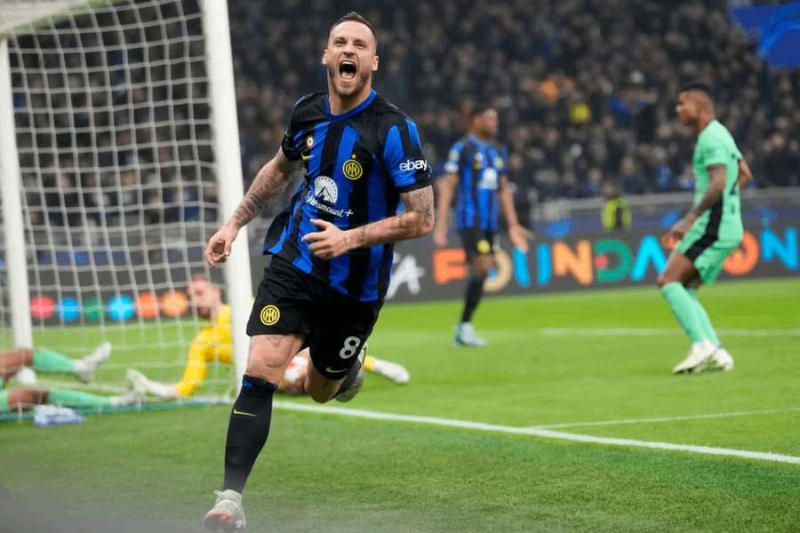 Arnautovič rozhodol o osude prvého súboja.