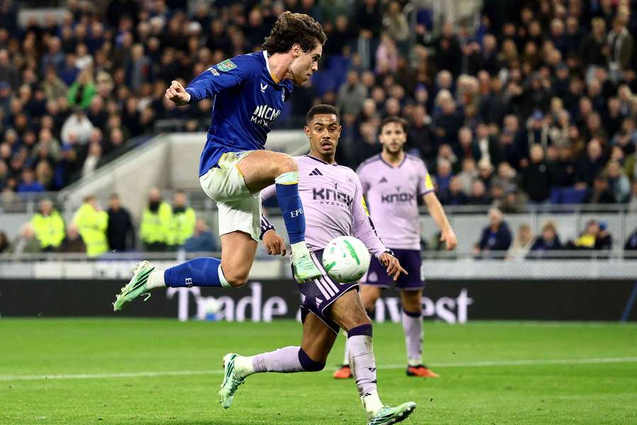 Everton superou o Newcastle