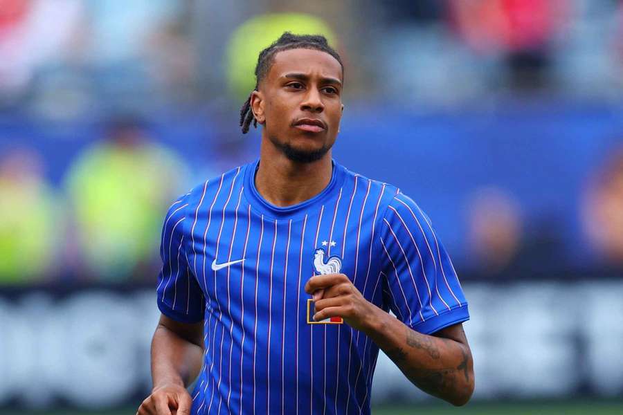 Michael Olise du Bayern Munich prend sa décision finale concernant un transfert au Real Madrid Michael Olise du Bayern Munich prend sa décision finale concernant un transfert au Real Madrid
