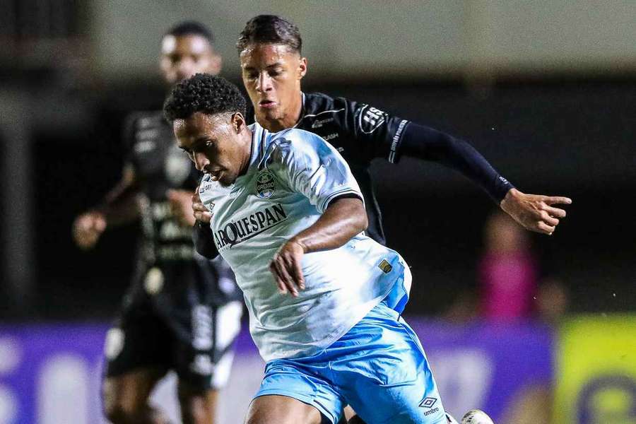 O Grêmio tropeçou na última partida da fase de grupos