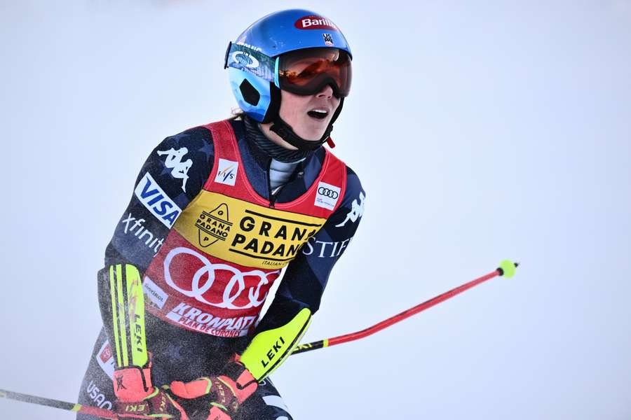 Shiffrin wins Kronplatz giant slalom to move within all-time record