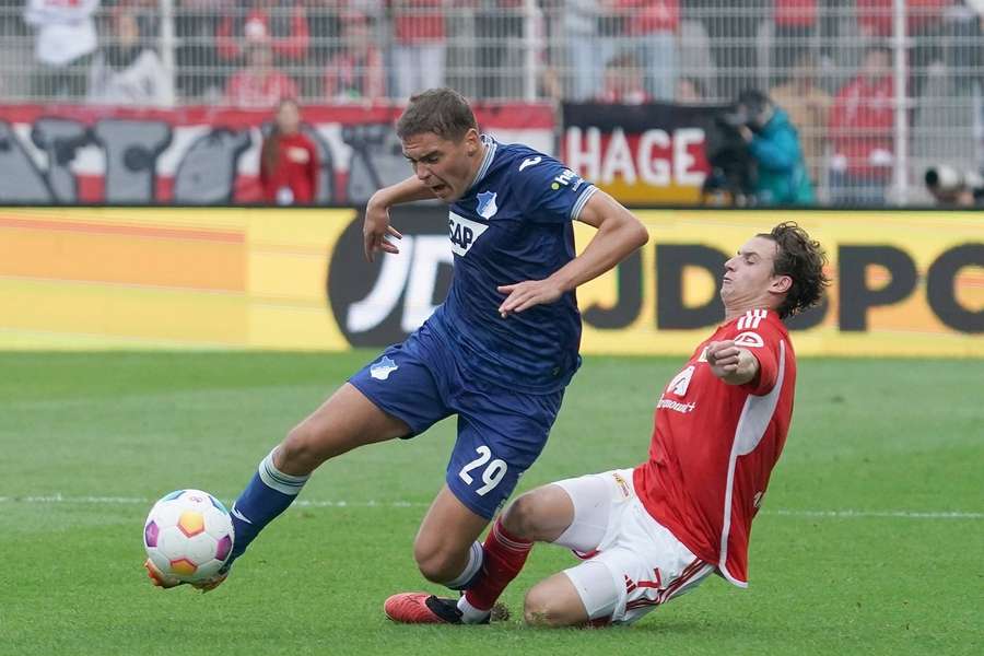 Skovs Hoffenheim vinder danskeropgør og udbygger vanvittig stime