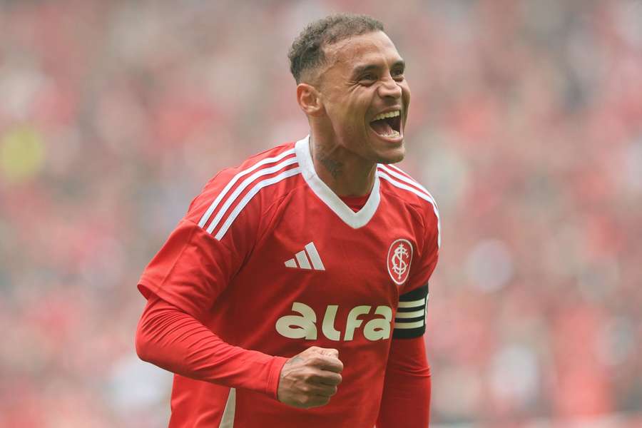 Alan Patrick garantiu a vitória do Inter sobre o Ceará