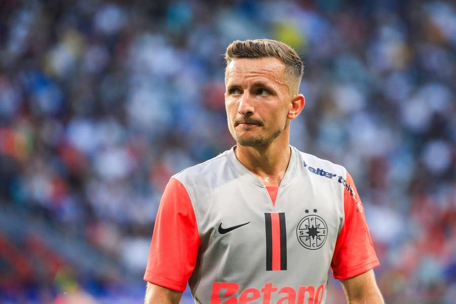 Marius Ștefănescu în tricoul FCSB Marius Ștefănescu în tricoul FCSB