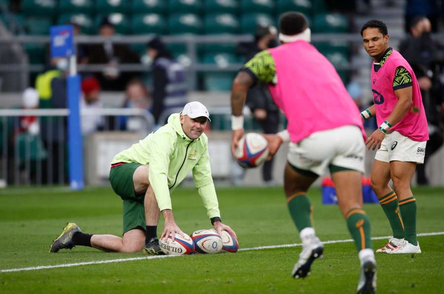 Jacques Nienaber going through drills with his South Africa players