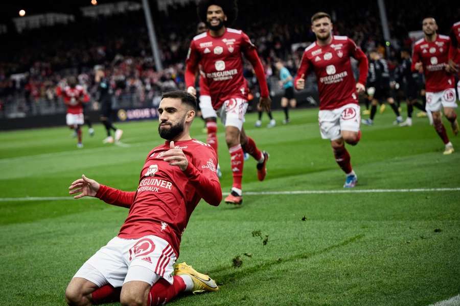 Les Brestois en pleine célébration. 