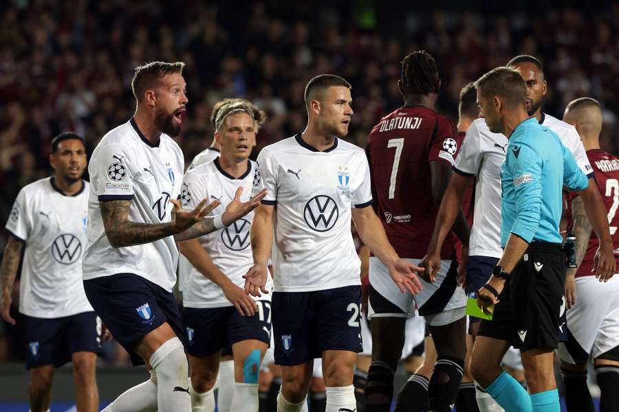 Malmö před rokem padlo na Letné.