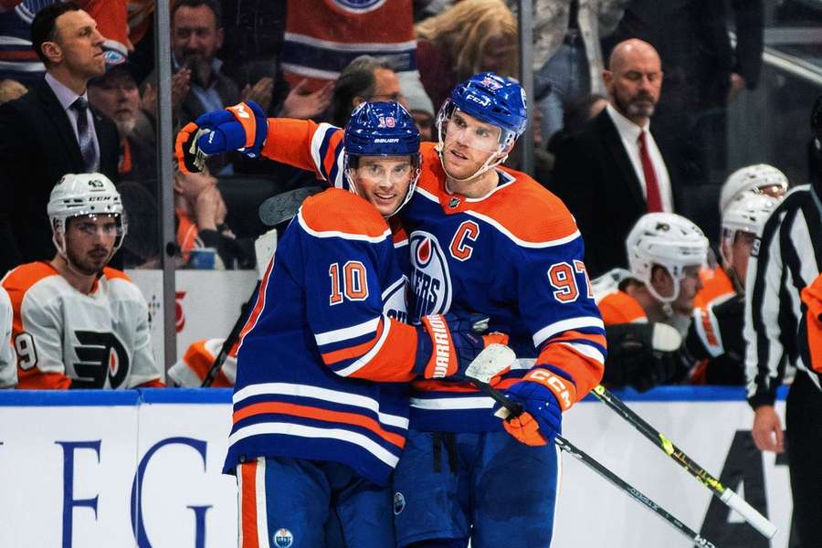 McDavid zažil ďalší historický večer.