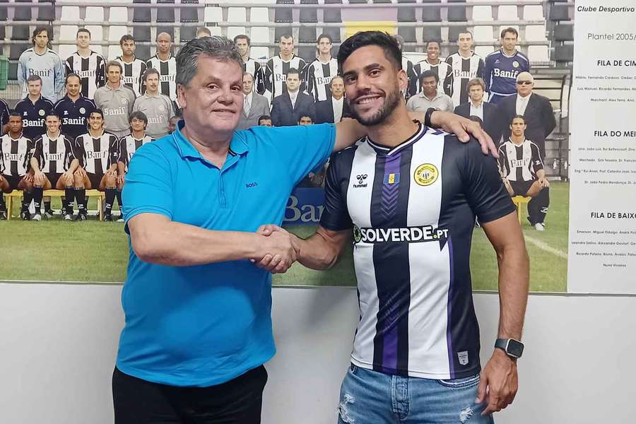 Tiago Reis chegou ao Nacional no verão
