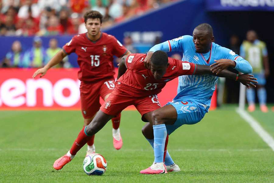 Nuno Mendes na estreia frente à RD Congo Nuno Mendes na estreia frente à RD Congo