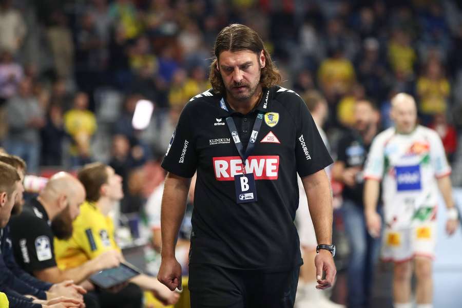 Sebastian Hinze muss zum Saisonende seinen Hut nehmen