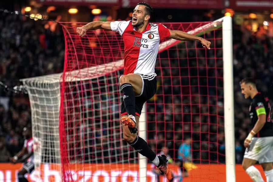 Dávid Hancko celebra pelo Feyenoord