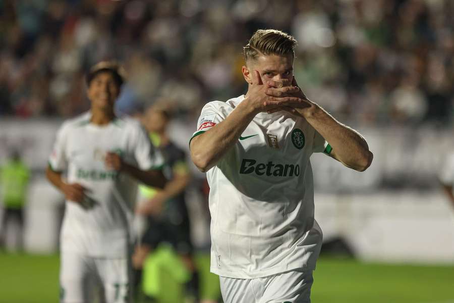 Viktor Gyokeres leva 42 golos em 42 jogos pelo Sporting esta época