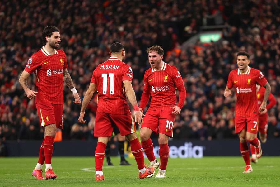 Kolejny ważny krok Liverpoolu w stronę tytułu. Tylko remis Arsenalu, wygrana City