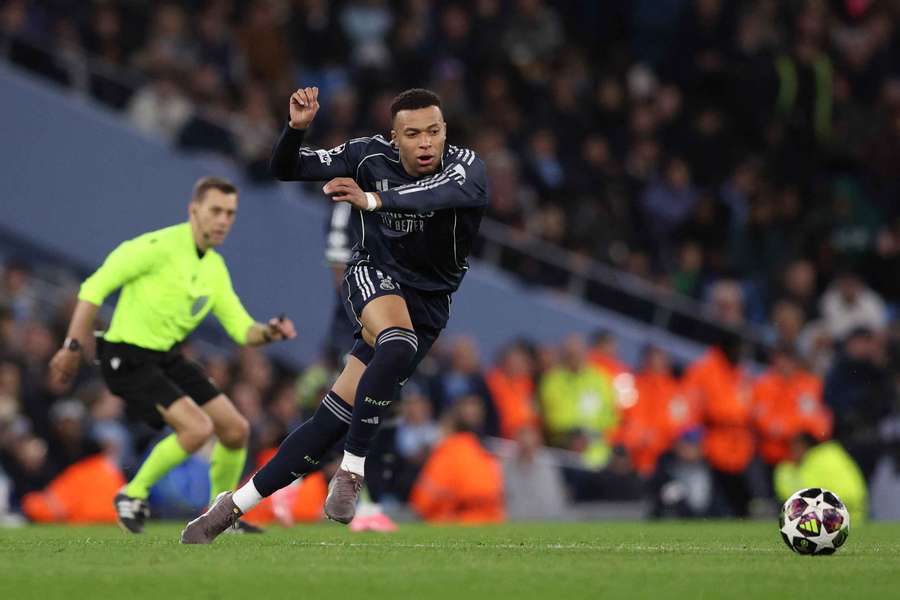 Kylian Mbappé contre Manchester City cette semaine. Kylian Mbappé contre Manchester City cette semaine.