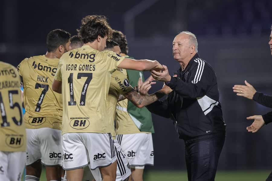 Scolari fez apenas seu terceiro jogo no comando do Atlético-MG