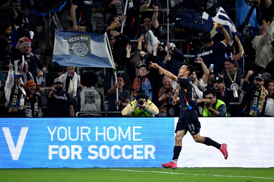 'Chucky' Lozano se estrena en la MLS.