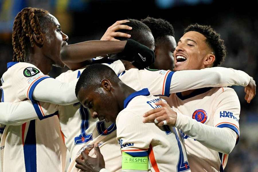 Chelsea passeou contra o Djurgarden na Suécia Chelsea passeou contra o Djurgarden na Suécia