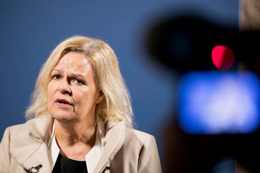 Innenministerin Nancy Faeser wird den ersten Auftritt der DFB-Elf gegen Japan im Stadion erleben.