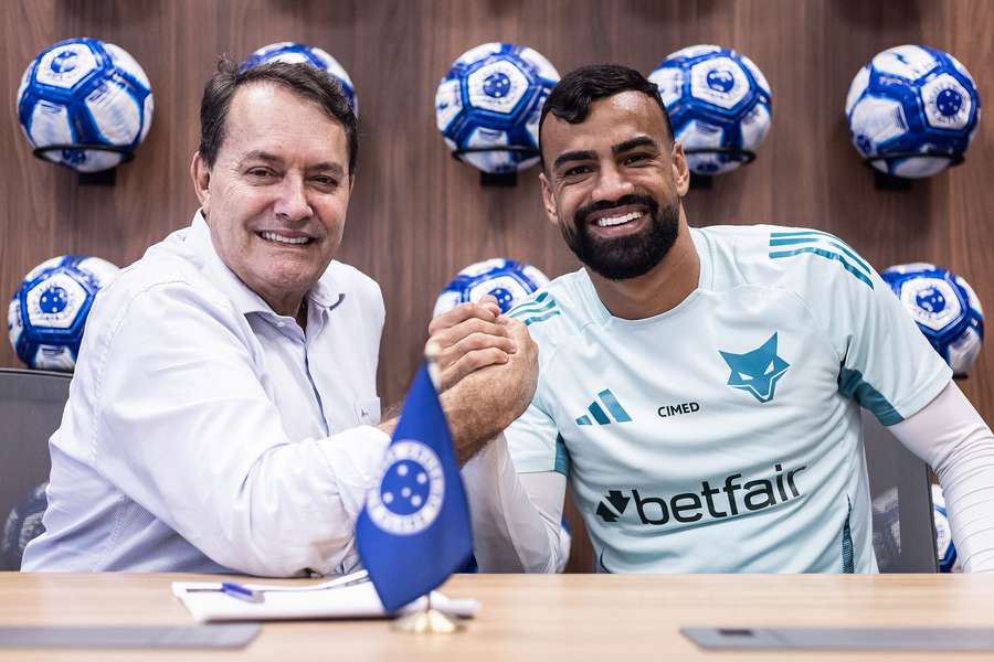 Fabrício Bruno renovou com Cruzeiro até 2030