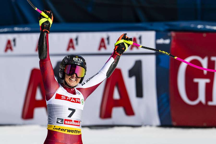 Alpejskie MŚ - triumf Venier w supergigancie, Gąsienica-Daniel nie ukończyła przejazdu