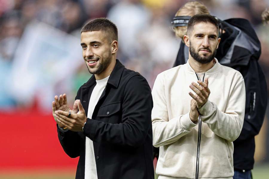 Ondrej Lingr en Luka Ivanusec tijdens hun presentatie in De Kuip