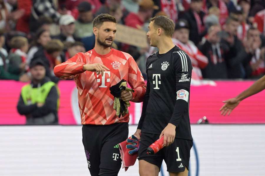 Manuel Neuer (r.) und Sven Ulreich halten dem FC Bayern weiter die Treue.