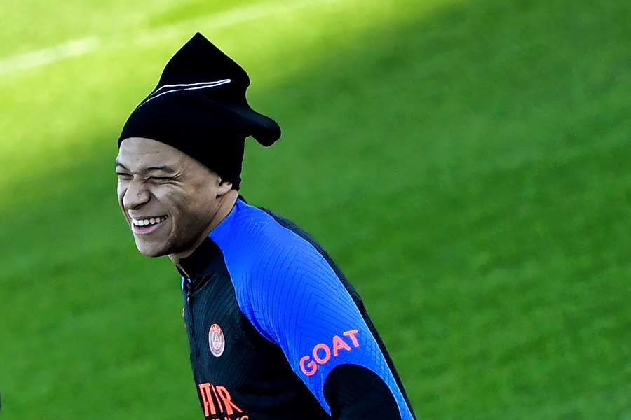 Mbappé voltou aos treinamentos no PSG 72h após perder o Mundial